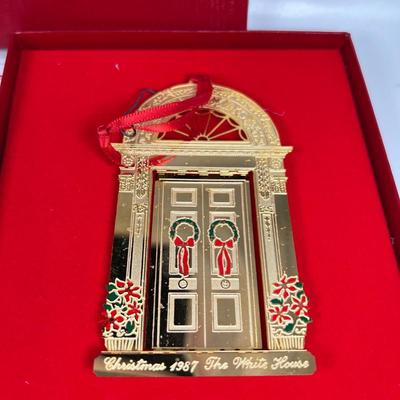 The White House Historical association Christmas Ornament  1987