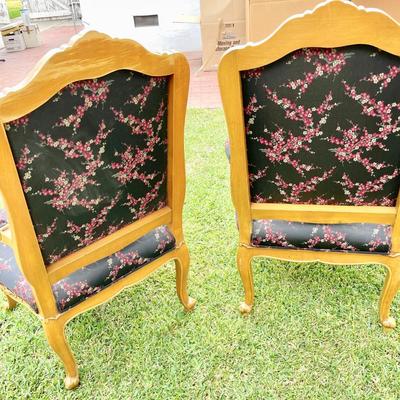 LOT 109    PAIR OF FRENCH PROVINCIAL ARM CHAIRS DRAMATIC BLACK FLORAL UPHOLSTERY