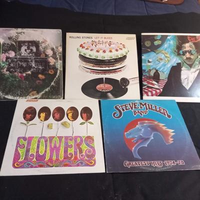 LOT 33  VINTAGE ROCK AND ROLL VINYL RECORD ALBUMS