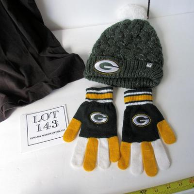 Green Bay Packers Ladies XL T-Shirt, Cap and Gloves