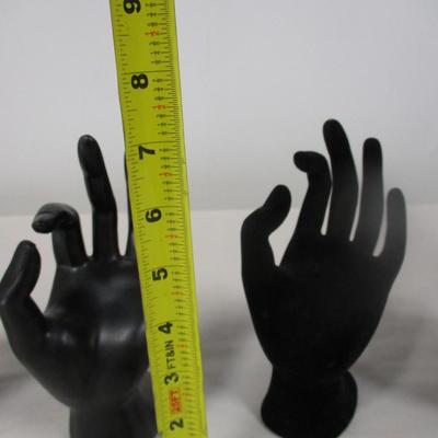 Hand Form Displays