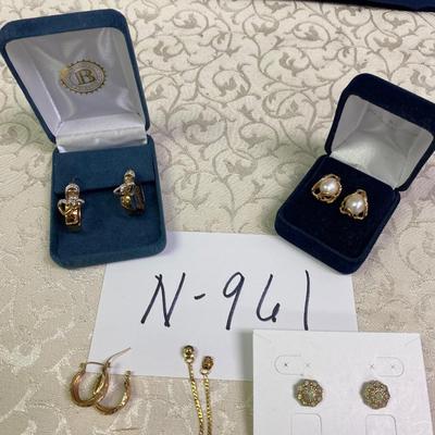 Pierced Earrings