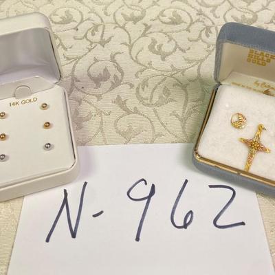 Pierced Earrings