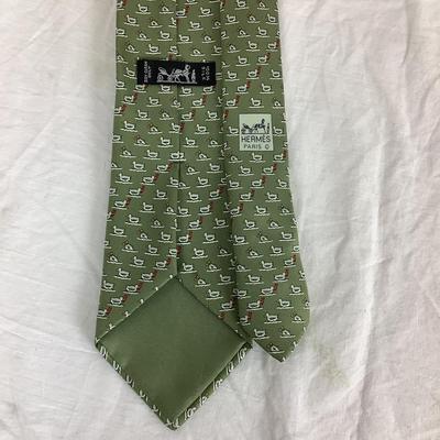 Lot.6136. Hermes Paris Tie with Ducks