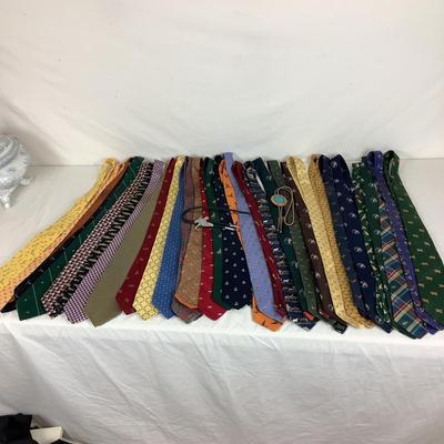 Lot.6167. Assortment of Silk Neck Ties