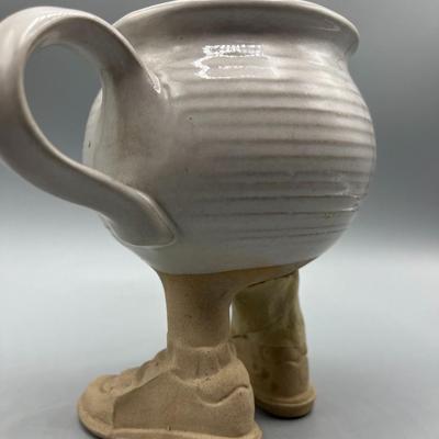 Vintage Muddy Waters Stoneware Pottery Ceramic Cup with Legs