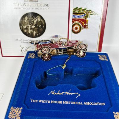 The White House Historical association Christmas Ornament 2006