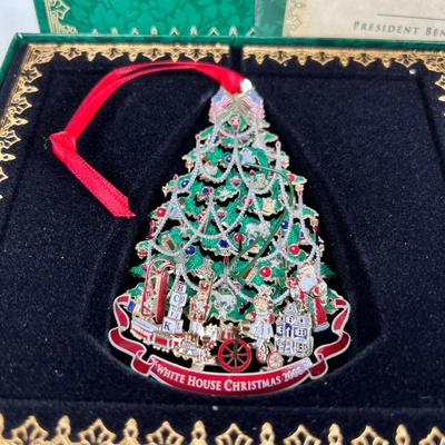 The White House Historical association Christmas Ornament 2008