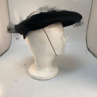 Vintage Original Leo - Joseph Black Beret Style Womens Hat