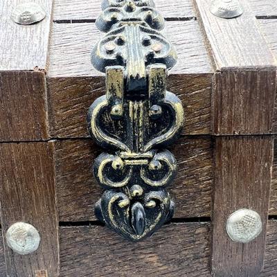 Retro Wood Jewelry Box Vanity Treasure Chest