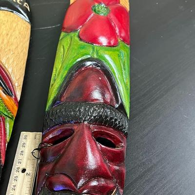 Jamaica wood mask