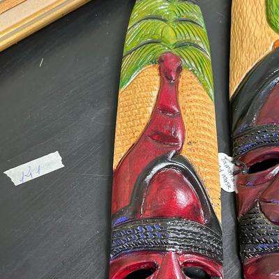 Jamaica wood mask