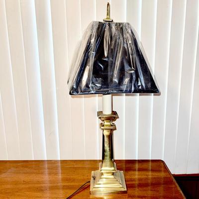 LOT K  BRASS TABLE LAMP BY STIFFEL CANDLESTICK W/BLACK SHADE.