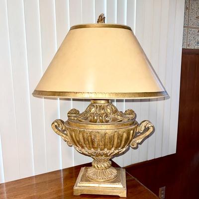 LOT L  MICHAEL TAYLOR DESIGNS FLORENTINE GOLD GILT URN TABLE LAMP