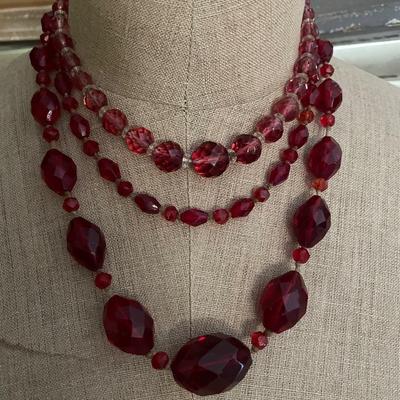 Lot FF Vintage Ruby red and rose necklaces