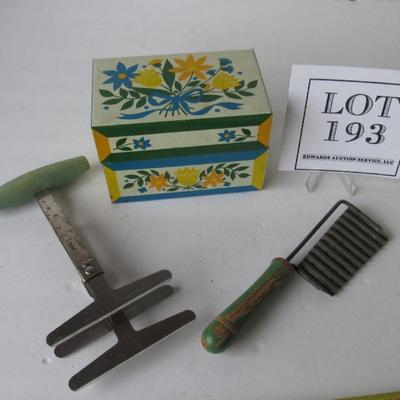 Vintage Recipe Box and Utensils (Lot 194, not 193, sorry)