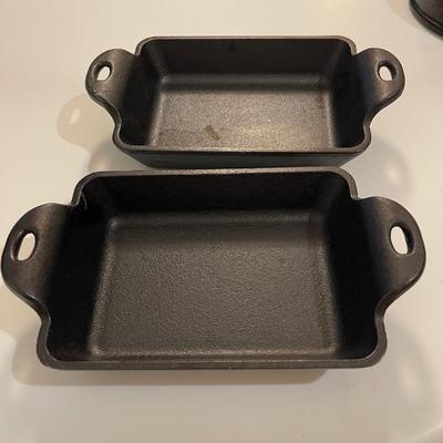 Two Lodge Cast Iron 14 oz Mini Server