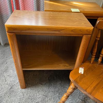 Broyhill night stand, dining chair lot