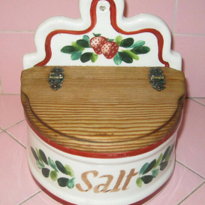 Lot AAN Vintage Bauer Salt Box Cellar Hand Painted Strawberries Los Angeles Hang Stove