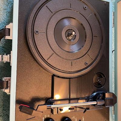 Victrola and Happy Tunes Portable Suitcase record players (GR - NM)