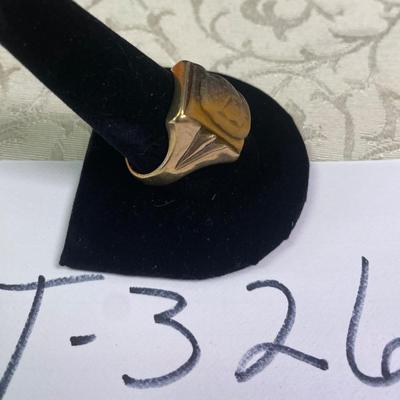 Menâ€™s 10 KT  Ring