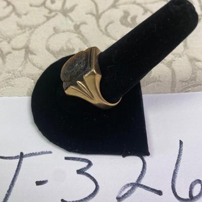 Menâ€™s 10 KT  Ring