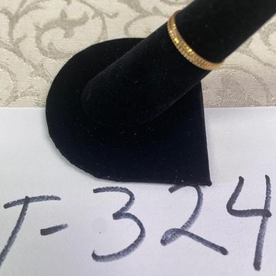 18 KT Ring