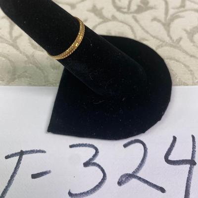 18 KT Ring