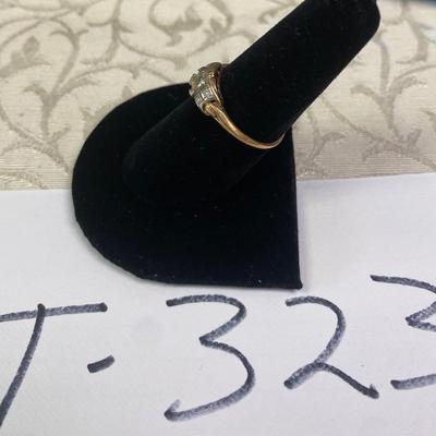14 KT Ring with Diamonds