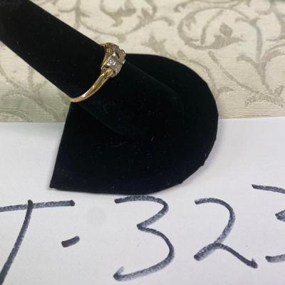 14 KT Ring with Diamonds