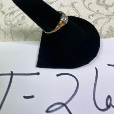 14 KT Ring with Diamonds