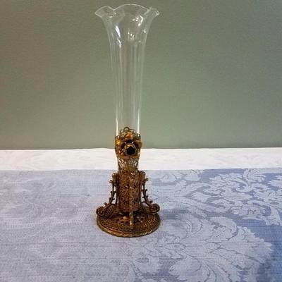 Vintage bud vase with Filagree gold stand