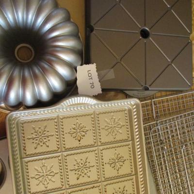 Bakeware- Cooling Racks