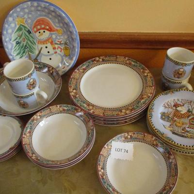 Woodland Santa Sakura Dinner Plates