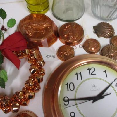 Copper Clock/Decor. Vases. Clocks