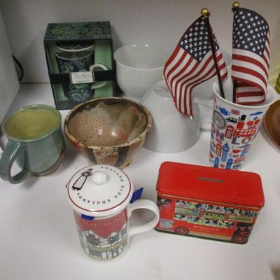 Vera Bradley Mug. Britannia Tea Cup