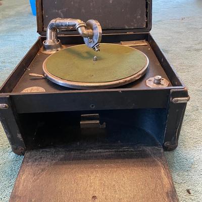 Vintage hand cranked Phonographs: Birch, Brunswick & Watchtower (GR-NM)