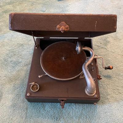 Vintage hand cranked Phonographs: Birch, Brunswick & Watchtower (GR-NM)