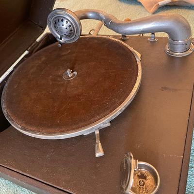Vintage hand cranked Phonographs: Birch, Brunswick & Watchtower (GR-NM)