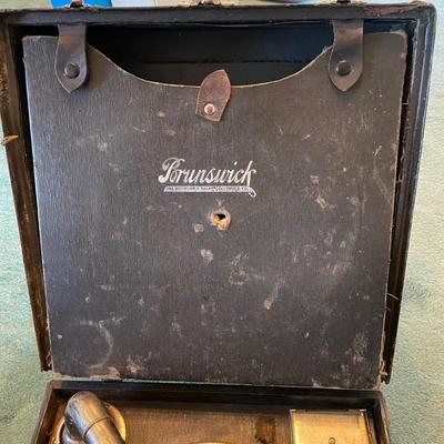 Vintage hand cranked Phonographs: Birch, Brunswick & Watchtower (GR-NM)