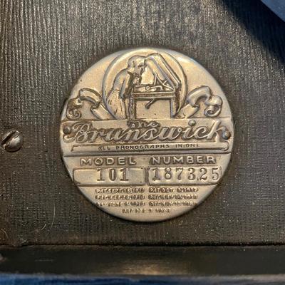 Vintage hand cranked Phonographs: Birch, Brunswick & Watchtower (GR-NM)