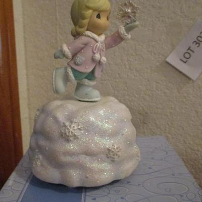 Precious Moments- It Came Upon A Midnight Clear