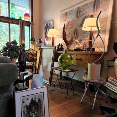 Estate sale photo
