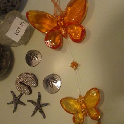 Assorted Decor- Butterfly, Clock