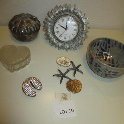 Assorted Decor- Butterfly, Clock