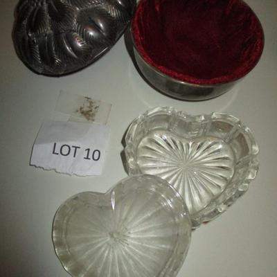 Assorted Decor- Butterfly, Clock