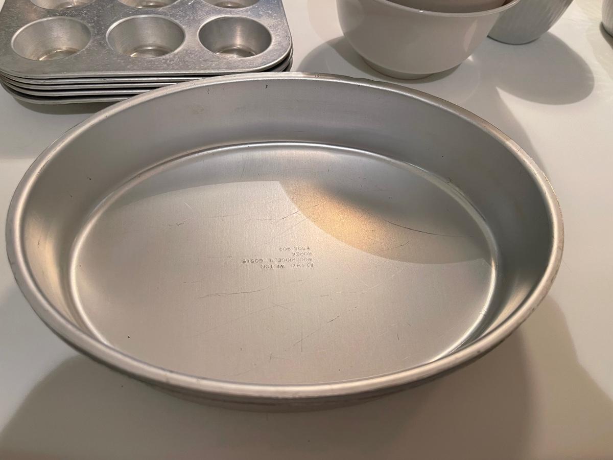 Two Vintage Wilton Oval Cake Pans Made in Korea