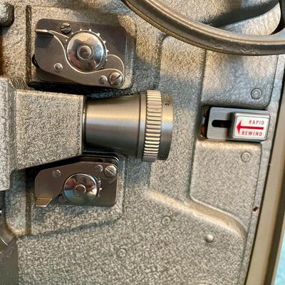 4 Vintage movie projectors : Keystone 100G, Keystone K-110 & Revere P777 (GR-NM)