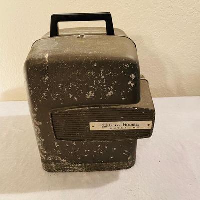4 Vintage movie projectors : Keystone 100G, Keystone K-110 & Revere P777 (GR-NM)
