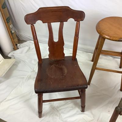 Lot.6158. Set of 2 Vintage Chairs and Stool